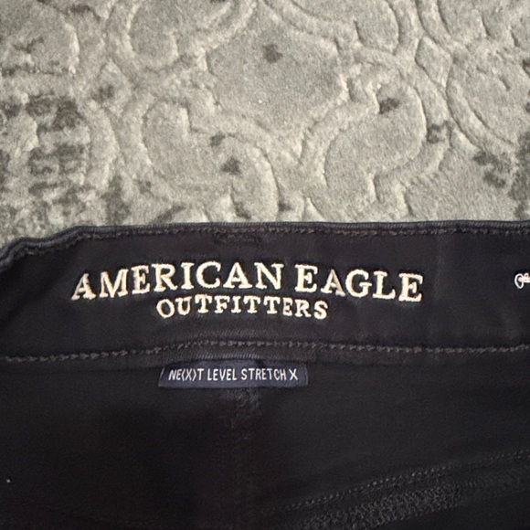 American Eagle Outfitters Black High Rise Shorties - Picture 2 of 5